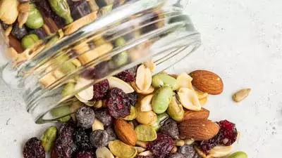 भारत में Healthy स्नैकिंग की नई क्रांति भारत में Healthy स्नैकिंग की नई क्रांति