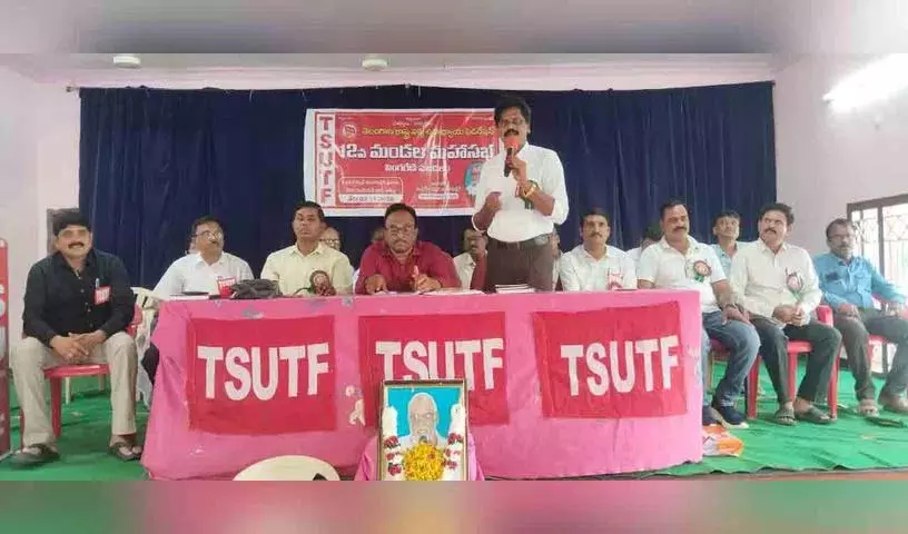 सरकार को शिक्षा और शिक्षक मुद्दों पर ध्यान देना चाहिए: UTF जिला अध्यक्ष शेख रमजान सरकार को शिक्षा और शिक्षक मुद्दों पर ध्यान देना चाहिए: UTF जिला अध्यक्ष शेख रमजान