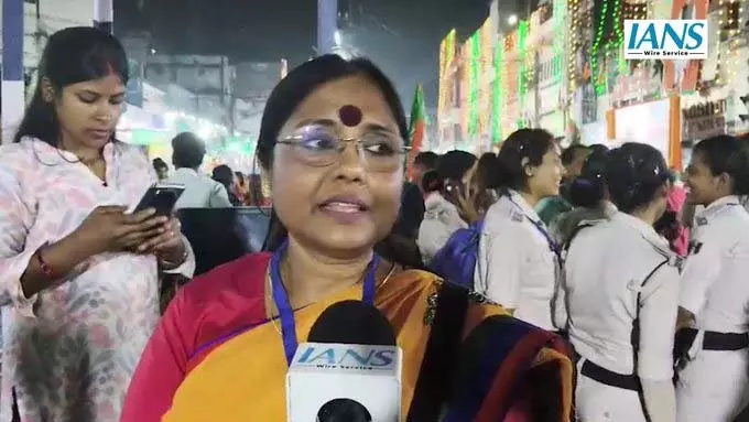 पटना में पीएम मोदी के रोड शो पर बोलीं बीजेपी नेता सुषमा साहू पटना में पीएम मोदी के रोड शो पर बोलीं बीजेपी नेता सुषमा साहू