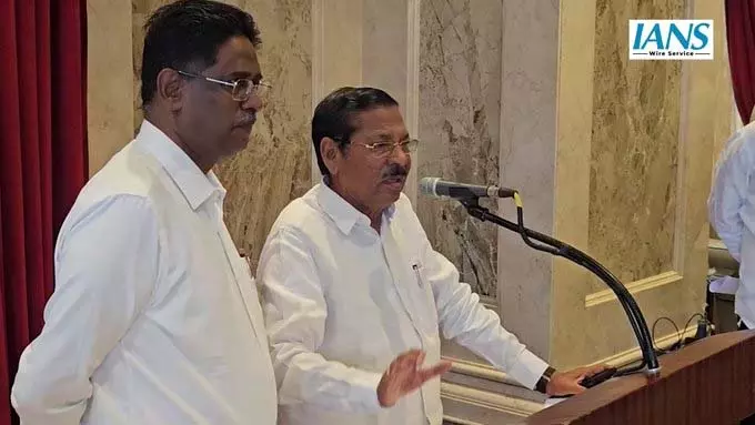 SIR मुद्दे पर बोले डीएमके नेता, पहले लोगों को समझाना जरूरी SIR मुद्दे पर बोले डीएमके नेता, पहले लोगों को समझाना जरूरी