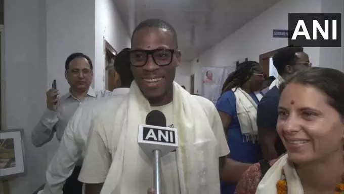 हैती के फॉरेन सर्विस ऑफिसर मार्कन लव ग्लोयर का बयान, बोले- फिर लौटना चाहूंगा इंडिया हैती के फॉरेन सर्विस ऑफिसर मार्कन लव ग्लोयर का बयान, बोले- फिर लौटना चाहूंगा इंडिया