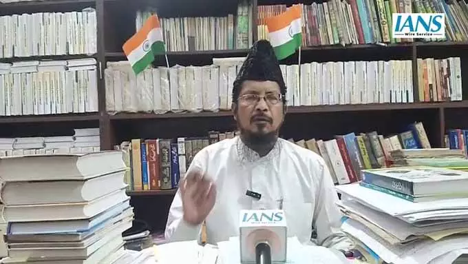 देश को ‘हिंदू राष्ट्र’ बनाने की मुहिम विकास के मार्ग में बाधा: मौलाना शहाबुद्दीन रज़वी का बयान देश को ‘हिंदू राष्ट्र’ बनाने की मुहिम विकास के मार्ग में बाधा: मौलाना शहाबुद्दीन रज़वी का बयान