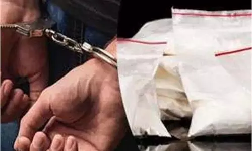Jammu Kashmir :नशा तस्करों पर पुलिस की सख्त कार्रवाई, 2 के खिलाफ केस दर्ज