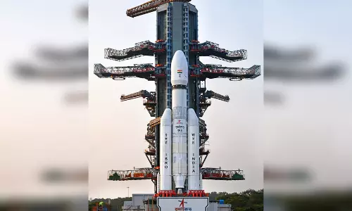 आत्मनिर्भरता: नौसेना के लिए स्वदेशी उपग्रह, अंतरिक्ष आधारित संचार क्षमता में इजाफा आत्मनिर्भरता: नौसेना के लिए स्वदेशी उपग्रह, अंतरिक्ष आधारित संचार क्षमता में इजाफा