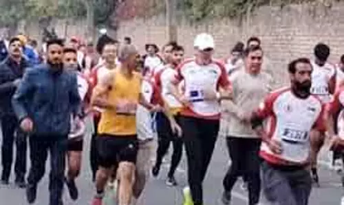 सुनील शेट्टी: कश्मीर मैराथन 2.0 में दौड़ते हैं लोग कश्मीर और भारत के लिए