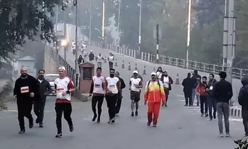 कश्मीर मैराथन 2.0 दुनिया भर से 1500 धावकों के साथ शुरू