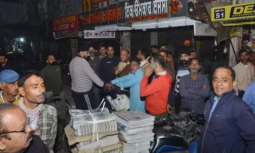 पुलिस द्वारा वाहन जांच के दौरान डिलीवरी प्रभावित होने पर Punjab के निवासियों में गुस्सा पुलिस द्वारा वाहन जांच के दौरान डिलीवरी प्रभावित होने पर Punjab के निवासियों में गुस्सा