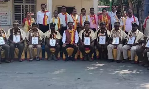 पर्यटन स्थल पर घूमने के लिए एक पैकेज बनाएं: Kottur Manjunath पर्यटन स्थल पर घूमने के लिए एक पैकेज बनाएं: Kottur Manjunath