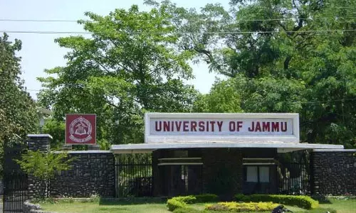 JU में मूट कोर्ट प्रतियोगिता जारी JU में मूट कोर्ट प्रतियोगिता जारी