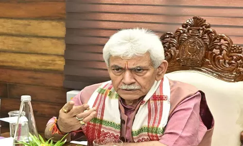 Srinagar: श्रीनगर में आत्मनिर्भर भारत कार्यक्रम में उपराज्यपाल का संबोधन Srinagar: श्रीनगर में आत्मनिर्भर भारत कार्यक्रम में उपराज्यपाल का संबोधन