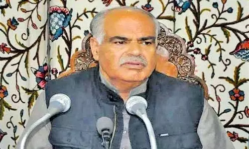 कौल ने BJP कार्यकर्ताओं से पार्टी उम्मीदवार के लिए समर्थन जुटाने को कहा कौल ने BJP कार्यकर्ताओं से पार्टी उम्मीदवार के लिए समर्थन जुटाने को कहा