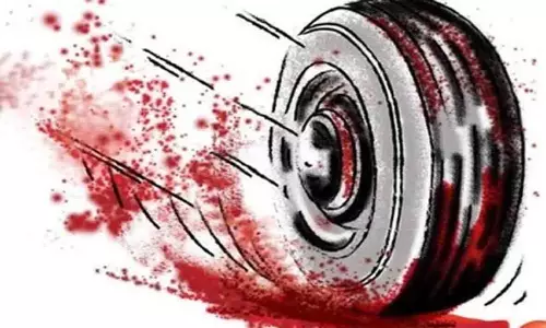 Odisha के बौध में दो सड़क दुर्घटनाओं में 1 की मौत, 4 गंभीर रूप से घायल Odisha के बौध में दो सड़क दुर्घटनाओं में 1 की मौत, 4 गंभीर रूप से घायल