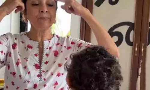मासूमियत भरी खुशी: Masaba ने देखा पोती को ओम जप सिखाती नीना गुप्ता मासूमियत भरी खुशी: Masaba ने देखा पोती को ओम जप सिखाती नीना गुप्ता