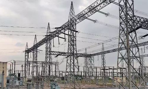 बस्तर में विद्युत क्रांति, 25 वर्षों में हर गांव तक पहुंची बिजली की रोशनी बस्तर में विद्युत क्रांति, 25 वर्षों में हर गांव तक पहुंची बिजली की रोशनी