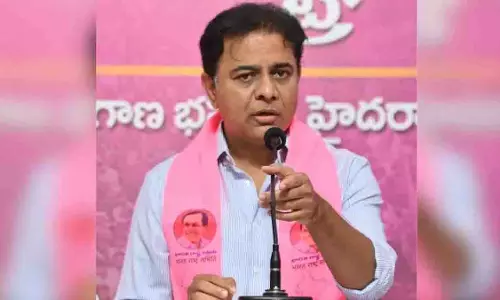 KTR ने तेलंगाना में तोड़फोड़ पर राहुल गांधी की चुप्पी पर सवाल उठाए