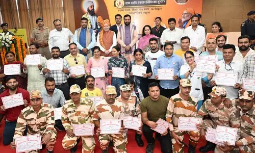 Haryana CM ने पंचकूला में राज्य स्तरीय रक्तदान शिविर का शुभारंभ किया Haryana CM ने पंचकूला में राज्य स्तरीय रक्तदान शिविर का शुभारंभ किया