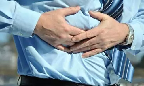 पेट में जल्दी भरापन और भूख कम होना हो सकता है Gastric Cancer का शुरुआती संकेत पेट में जल्दी भरापन और भूख कम होना हो सकता है Gastric Cancer का शुरुआती संकेत