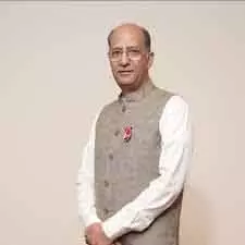 JKSA के खुएहामी ने सीएम के सलाहकार नासिर सोगामी से मुलाकात की JKSA के खुएहामी ने सीएम के सलाहकार नासिर सोगामी से मुलाकात की