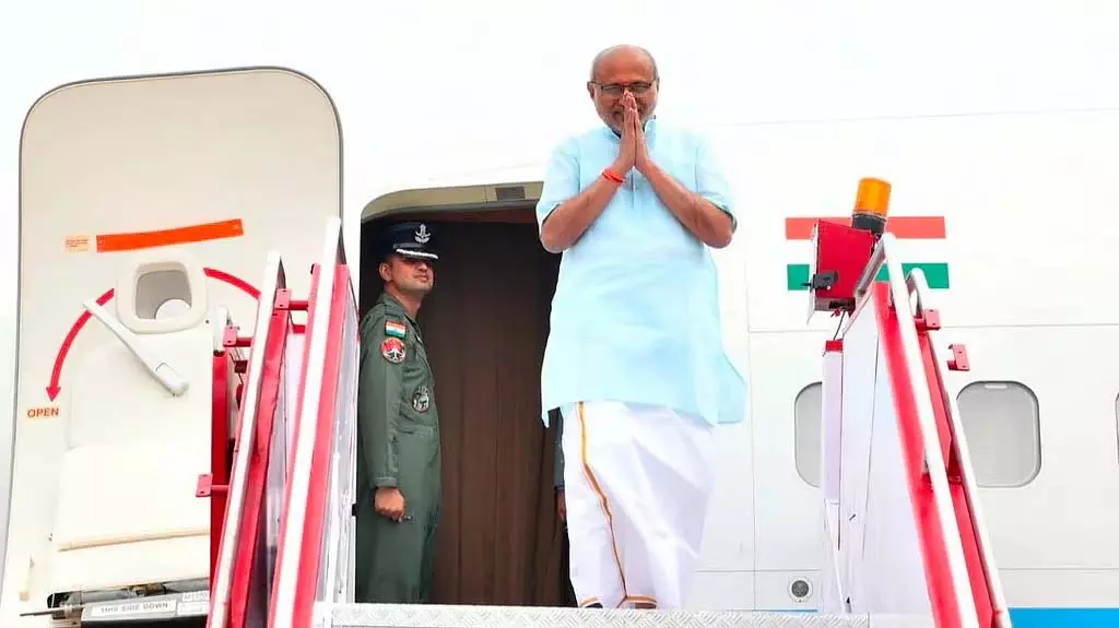 Tamil Nadu : उपराष्ट्रपति कल फिर से कोयंबटूर जाएंगे Tamil Nadu : उपराष्ट्रपति कल फिर से कोयंबटूर जाएंगे