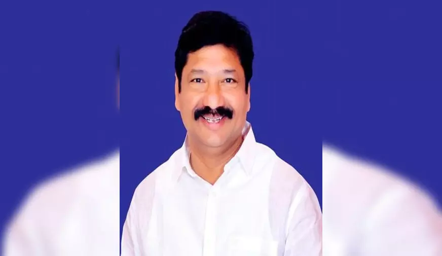 जहरीली शराब मामले में कोर्ट ने पूर्व मंत्री और उनके भाई को न्यायिक हिरासत में भेजा जहरीली शराब मामले में कोर्ट ने पूर्व मंत्री और उनके भाई को न्यायिक हिरासत में भेजा