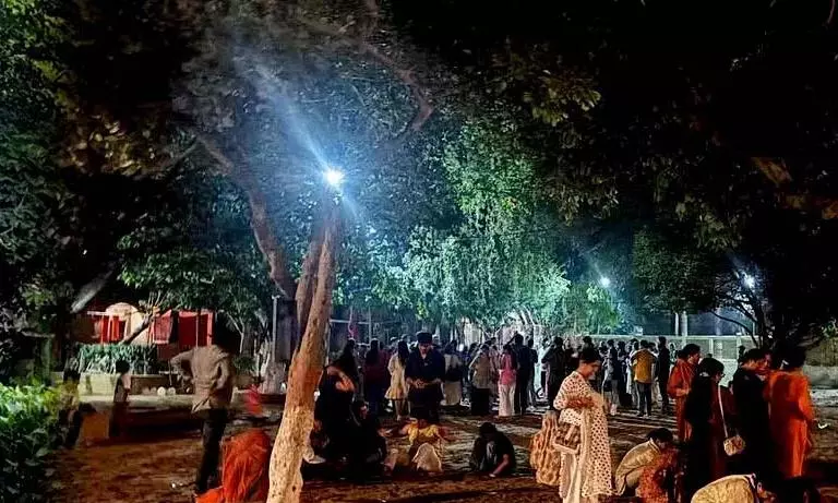 84 Kos Parikrama 2025: ब्रज में 84 कोस समेत कितनी परिक्रमाएं, क्या है रमण रेती का महत्व 84 Kos Parikrama 2025: ब्रज में 84 कोस समेत कितनी परिक्रमाएं, क्या है रमण रेती का महत्व