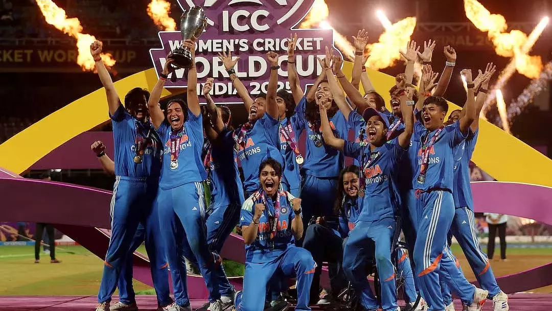 Womens World Cup 2025: सीएम और अन्य नेताओं ने महिला क्रिकेट टीम की जीत की सराहना की Womens World Cup 2025: सीएम और अन्य नेताओं ने महिला क्रिकेट टीम की जीत की सराहना की