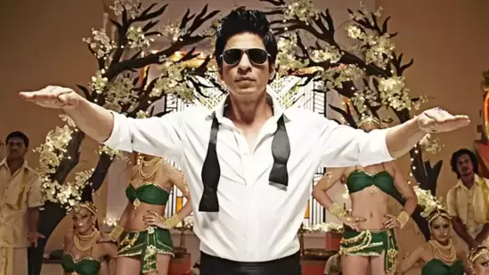 Shah Rukh Khan ने 60वें जन्मदिन पर रा.वन के सीक्वल में जी.वन के रूप में वापसी के संकेत दिए Shah Rukh Khan ने 60वें जन्मदिन पर रा.वन के सीक्वल में जी.वन के रूप में वापसी के संकेत दिए