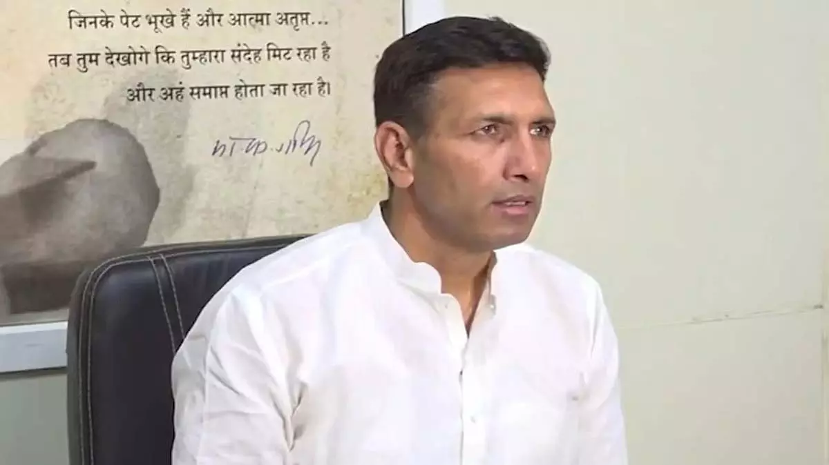 MP : कांग्रेस प्रदेश अध्यक्ष ने महिलाओं के शराब पीने के लिए सरकार को ज़िम्मेदार ठहराया MP : कांग्रेस प्रदेश अध्यक्ष ने महिलाओं के शराब पीने के लिए सरकार को ज़िम्मेदार ठहराया
