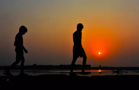 कई समस्याओं का एक समाधान है सूर्योदय से पहले उठना, आयुष मंत्रालय ने गिनाए लाभ कई समस्याओं का एक समाधान है सूर्योदय से पहले उठना, आयुष मंत्रालय ने गिनाए लाभ