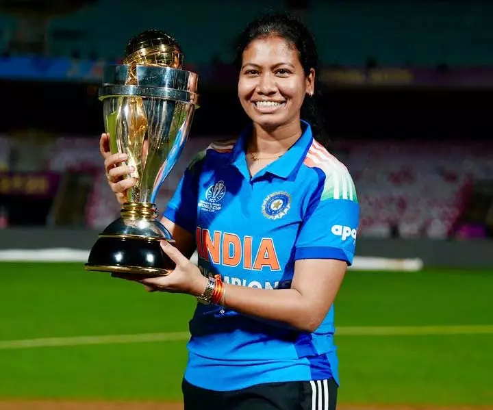 छत्तीसगढ़ की बेटी आकांक्षा सत्यवंशी देश का बढ़ा रही मान छत्तीसगढ़ की बेटी आकांक्षा सत्यवंशी देश का बढ़ा रही मान