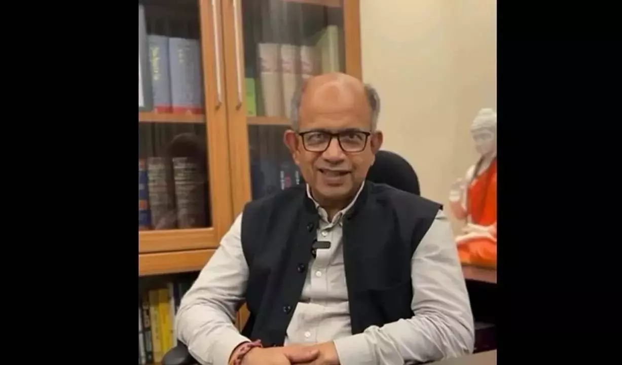 BJD नेता अमर पटनायक ओडिशा में बीजेपी में शामिल हो गए BJD नेता अमर पटनायक ओडिशा में बीजेपी में शामिल हो गए