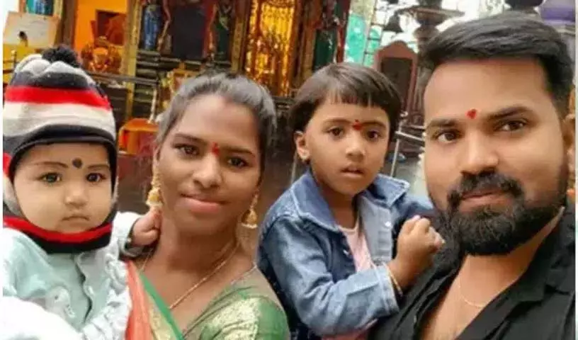 500 रुपये में 16 लाख का plot.. 10 महीने का बच्चा पिता के लिए सौभाग्य लेकर आया 500 रुपये में 16 लाख का plot.. 10 महीने का बच्चा पिता के लिए सौभाग्य लेकर आया