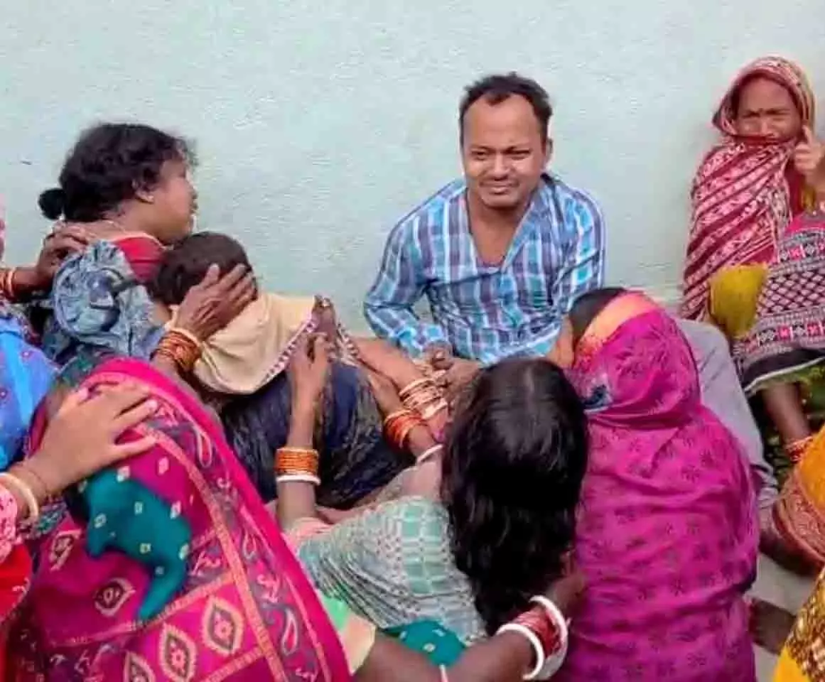 नरसिंहपुर में सेप्टिक टैंक में गिरने से 3 नाबालिग बच्चों की मौत नरसिंहपुर में सेप्टिक टैंक में गिरने से 3 नाबालिग बच्चों की मौत