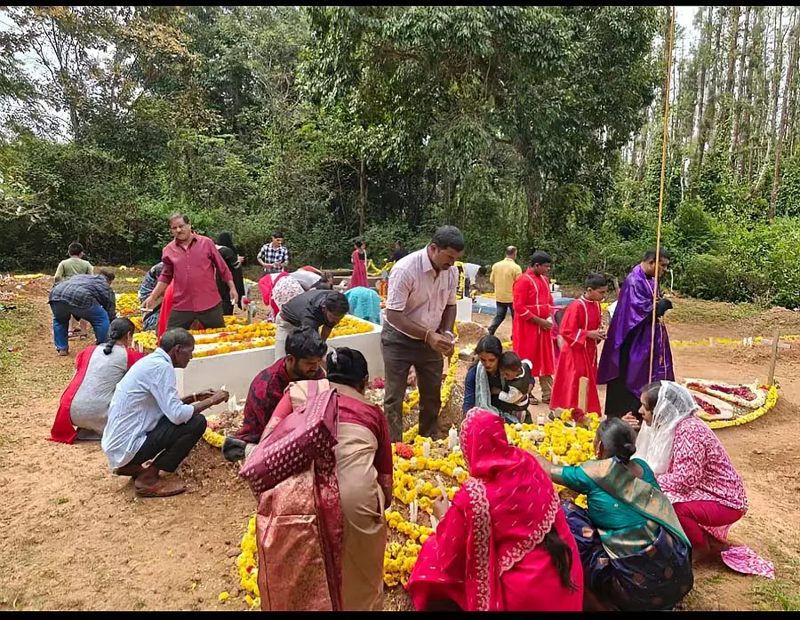 Kuduvall : समाधि उत्सव समारोह Kuduvall : समाधि उत्सव समारोह