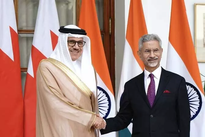 Jaishankar ने भारत-GCC जुड़ाव को आगे बढ़ाने के लिए बहरीन से समर्थन मांगा Jaishankar ने भारत-GCC जुड़ाव को आगे बढ़ाने के लिए बहरीन से समर्थन मांगा