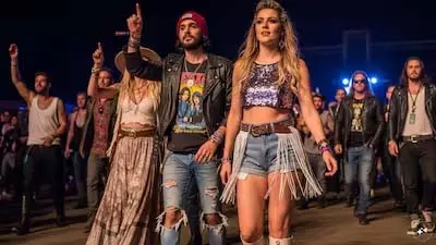 Concert Outfits : स्टाइल और आराम का सही मेल चुनने की टिप्स Concert Outfits : स्टाइल और आराम का सही मेल चुनने की टिप्स