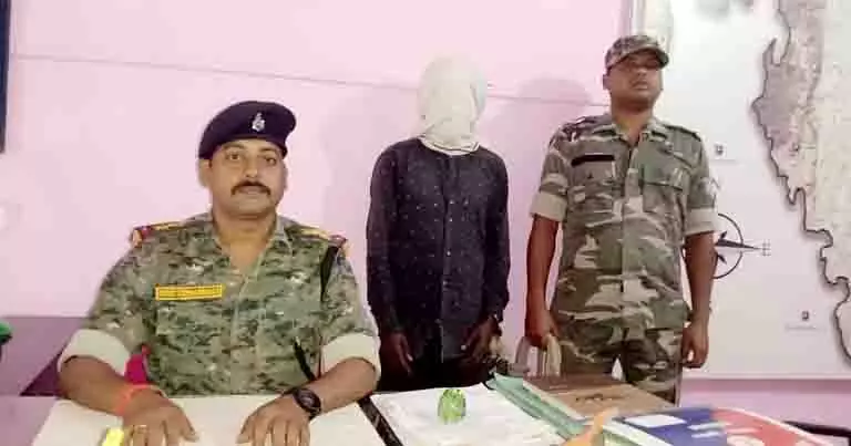 Jharkhand में जादू-टोना के शक में एक व्यक्ति ने अपनी मां की हत्या कर दी Jharkhand में जादू-टोना के शक में एक व्यक्ति ने अपनी मां की हत्या कर दी