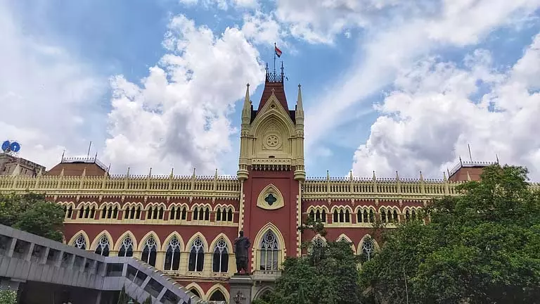 High Court ने सोदपुर और पूर्वी बर्दवान में भाजपा के जुलूसों की अनुमति दी, लेकिन शर्तें भी लगाईं High Court ने सोदपुर और पूर्वी बर्दवान में भाजपा के जुलूसों की अनुमति दी, लेकिन शर्तें भी लगाईं