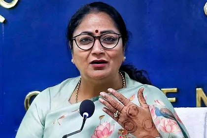 बिहार चुनाव: दिल्ली की CM रेखा गुप्ता कल से तीन दिन तक करेंगी प्रचार बिहार चुनाव: दिल्ली की CM रेखा गुप्ता कल से तीन दिन तक करेंगी प्रचार