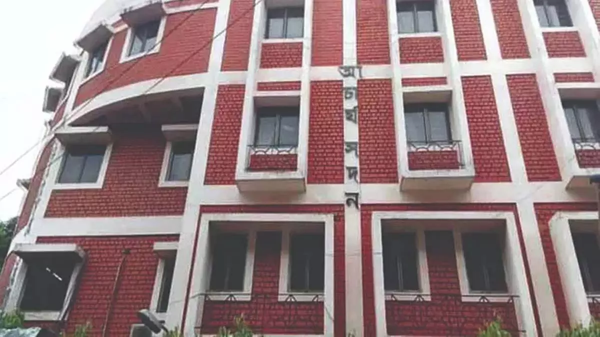 SSC ने 3512 दागी बेरोजगार ग्रुप सी और डी कर्मचारियों के नाम जारी किए, देखें सूची SSC ने 3512 दागी बेरोजगार ग्रुप सी और डी कर्मचारियों के नाम जारी किए, देखें सूची