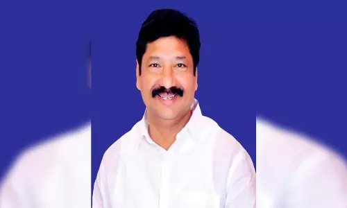 जहरीली शराब मामले में कोर्ट ने पूर्व मंत्री और उनके भाई को न्यायिक हिरासत में भेजा