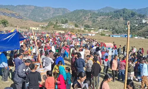 Pauri Garhwal: भक्तों की भीड़ ने मनसार मेले को बनाया खास