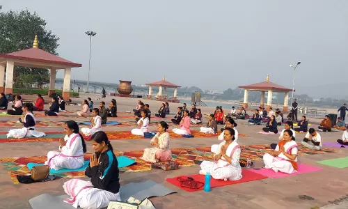 Haridwar: योग के साथ मनाई गई राज्य स्थापना की रजत जयंती