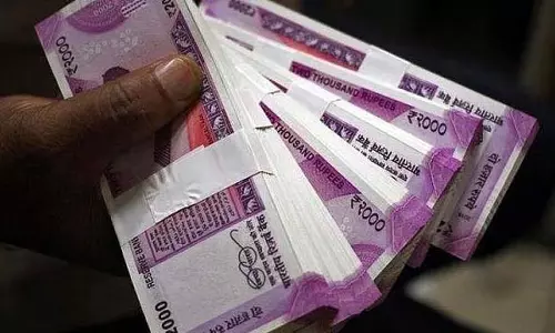 Karnataka: टूरिस्ट गाइड की रुकी हुई सैलरी आखिरकार जारी कर दी गई