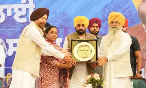 गुरुद्वारों से गोलक हटाए गए तो 95% अकाली एसजीपीसी छोड़ देंगे: Punjab CM गुरुद्वारों से गोलक हटाए गए तो 95% अकाली एसजीपीसी छोड़ देंगे: Punjab CM