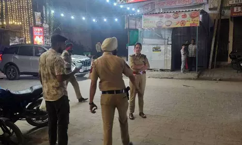 Jalandhar: पुलिस ने लॉ गेट पर देर रात तक चलाया चेकिंग अभियान