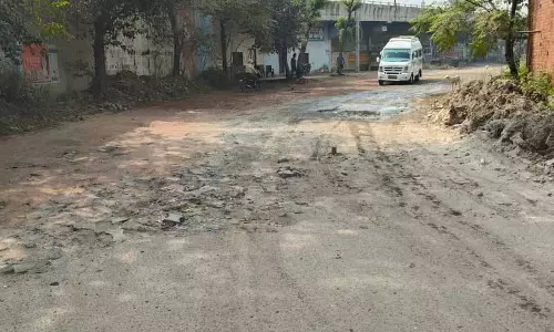 Phagwara निवासी दान से लिंक रोड की मरम्मत की योजना बना रहे Phagwara निवासी दान से लिंक रोड की मरम्मत की योजना बना रहे