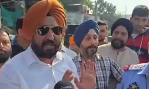 Tony ने ई-रिक्शा के लिए अतार्किक ज़ोन प्रणाली की आलोचना की, इसे फ्लॉप शो बताया