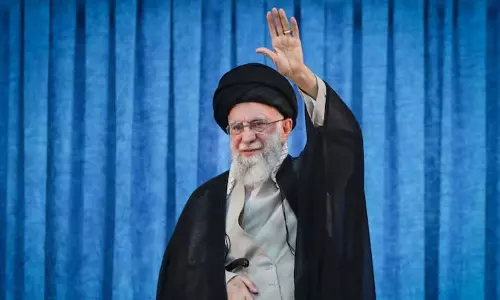 Iran के सर्वोच्च नेता ने कहा कि इजरायल का समर्थन करते हुए अमेरिका के साथ सहयोग संभव नहीं
