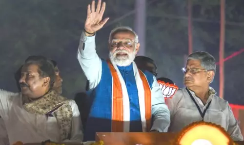 Sikkim : प्रधानमंत्री मोदी के पटना रोड शो में भारी भीड़, उत्साहजनक प्रतिक्रिया Sikkim : प्रधानमंत्री मोदी के पटना रोड शो में भारी भीड़, उत्साहजनक प्रतिक्रिया